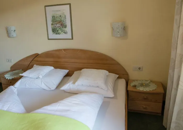 Freundsheim Apartmán *